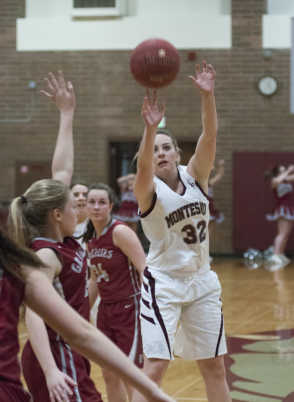 Monte girls fall to La Center