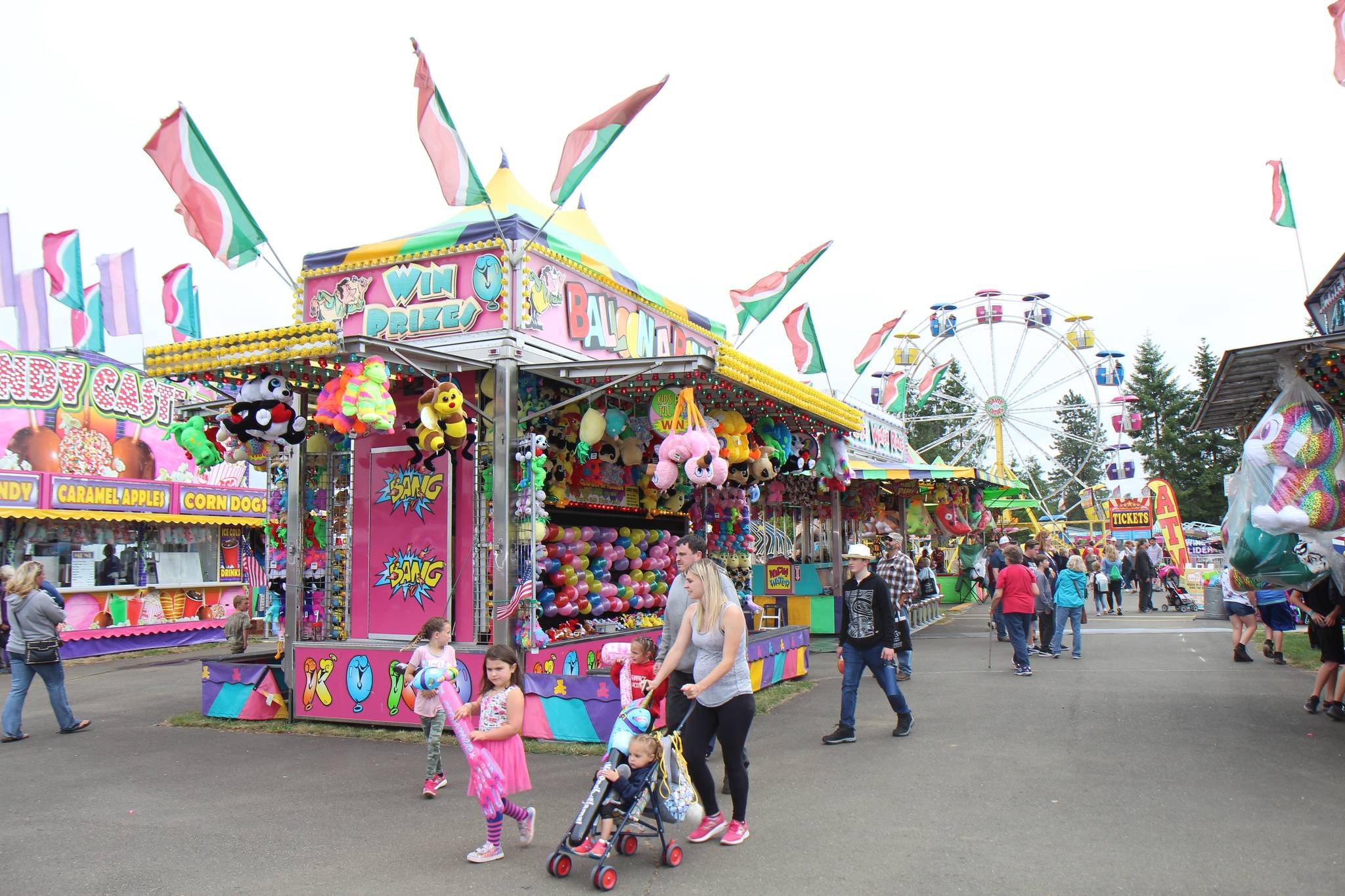 Games and rides await in Elma.