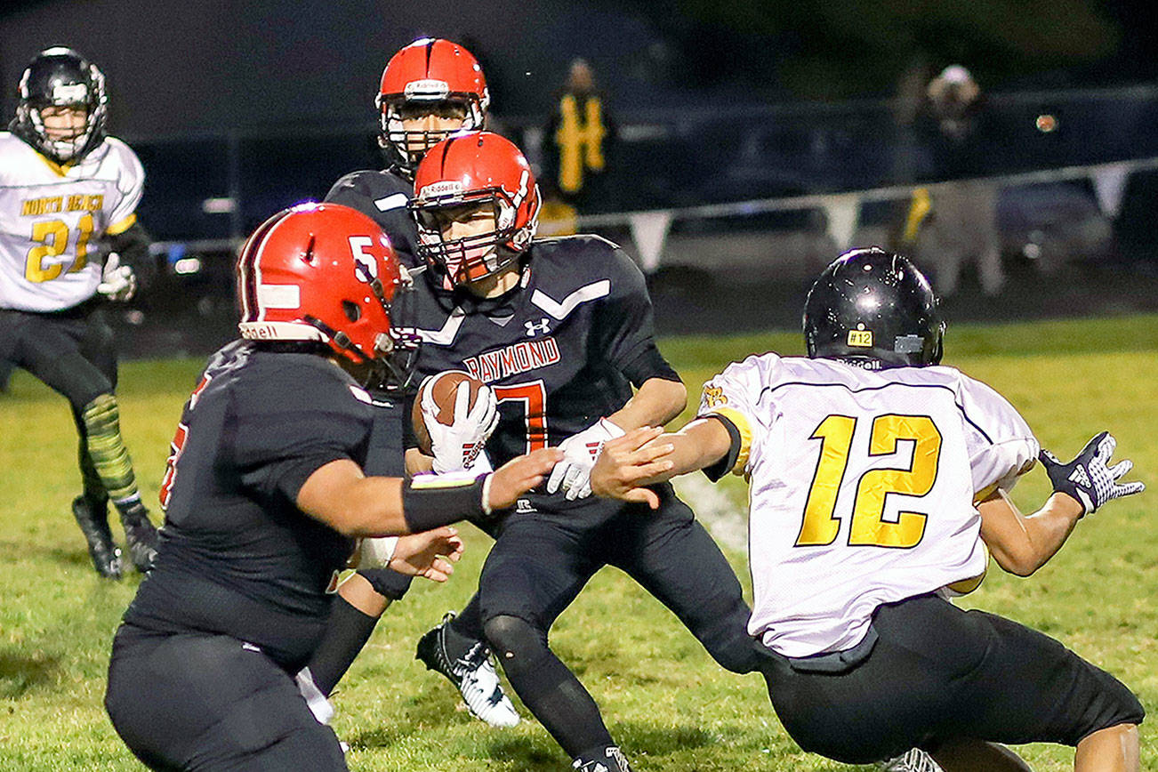 Prep Football Roundup: Monte routes Woodland, remains undefeated