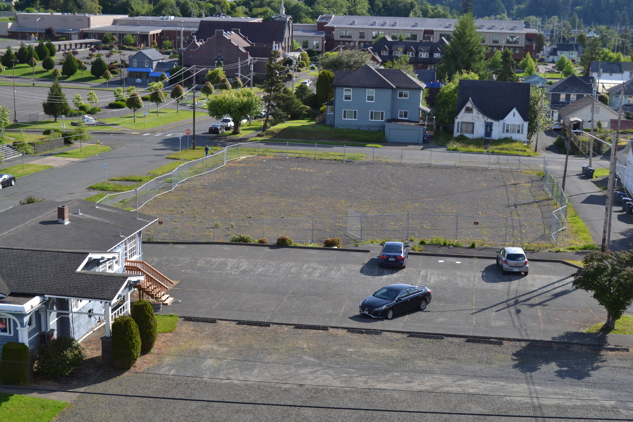 (Emily White | For The Daily World) The former site of the Aberdeen Armory, located at 117 E. Third St., could be the location for a new, “high-end apartment complex.”